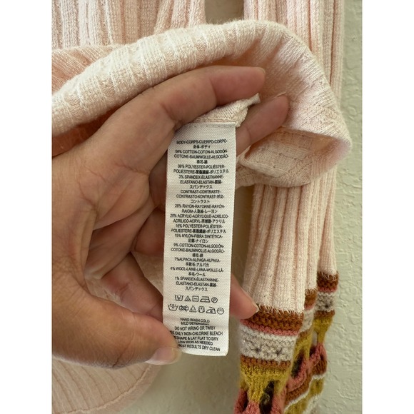 Free People Women's Blush Pink Mixed Up Cuff Pullover Sweater Size Small Boho - Picture 4 of 7